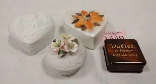 THREE SMALL TRINKET BOXES AND ADVERTISING JEWELRY BOX