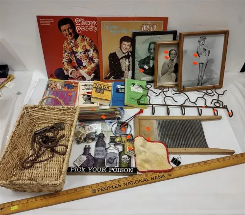 BRADY BUNCH FISHING TOY, 1980'S CAR BOOK, HOUSEHOLD HINTS, PENCILS, SIGNS
