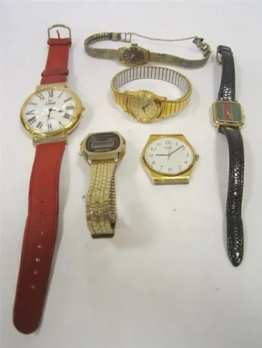 FIVE DECORATIVE WATCHES