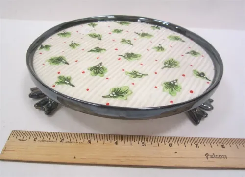 PORCELAIN ROUND FOOTED TRAY