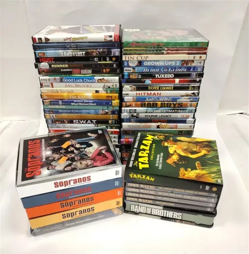 LARGE COLLECTION OF DVD'S